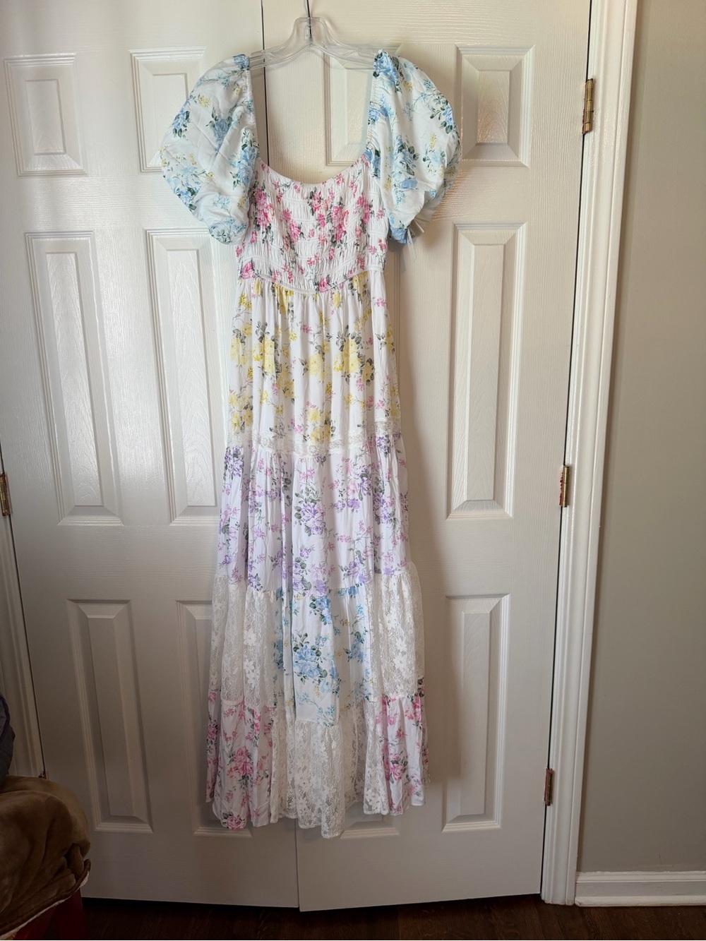 Altar'd State White Floral Puff-Sleeve Maxi Dress with Pastel Blooms